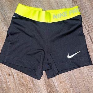 Nike Pros 2”